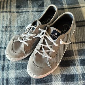 Sperry Boat Shoe Sz 6